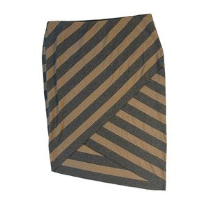 Bailey 44 Grey and Gold Striped Asymmetrical Women’s Skirt Size Medium